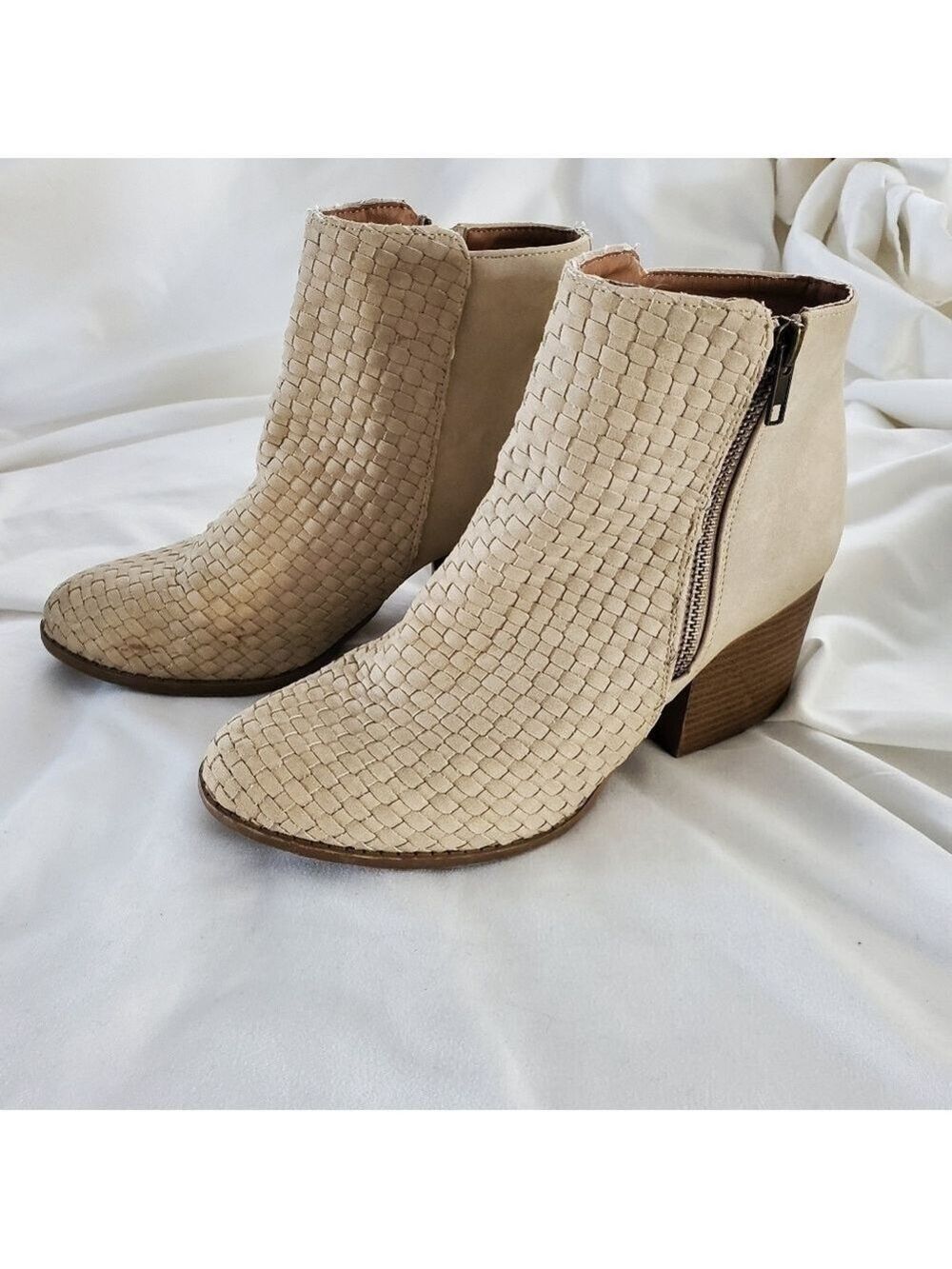 Maurices Becca Woven Ankle Boots | Size 8.5 | Cream Boho Western Booties